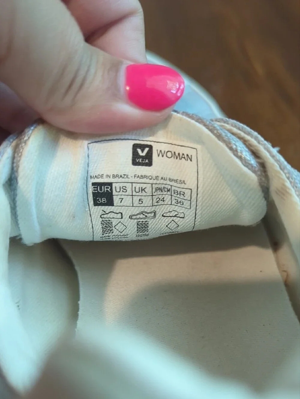 Veja Sneakers Silver White size 7